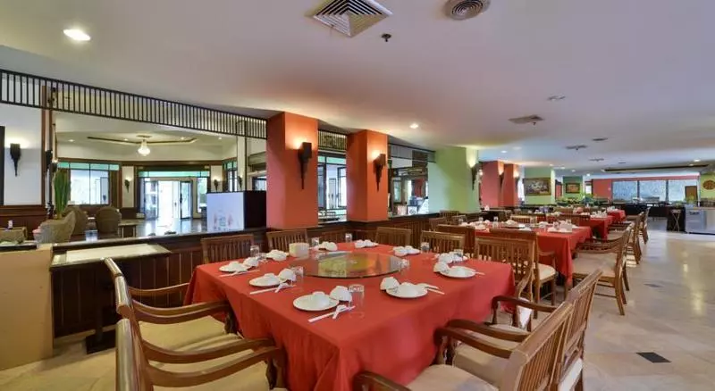 Fotos del hotel Jomtien Thani:  5