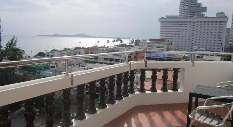Fotos del hotel Jomtien Thani:  8