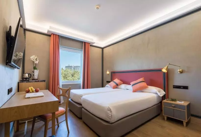 Fotos del hotel Principe Pio:  8