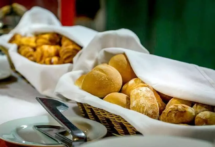 Fotos del hotel Qarmenqa:  13