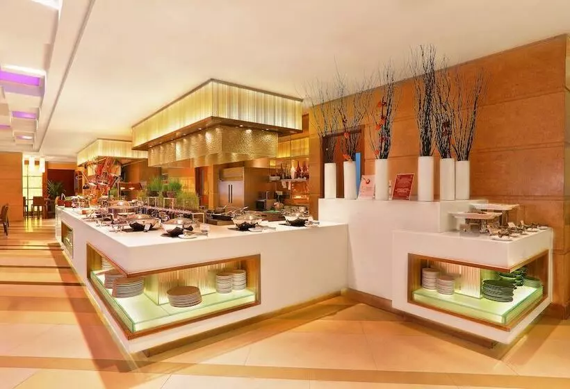 Fotos del hotel Sheraton Chengdu Lido Hotel:  14