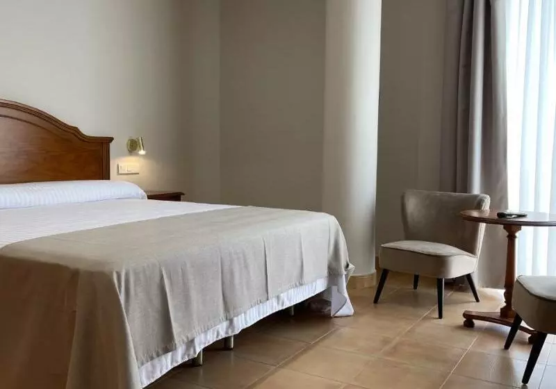 Fotos del hotel Almijara:  2