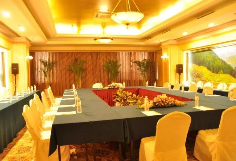 Fotos del hotel Green Land:  6