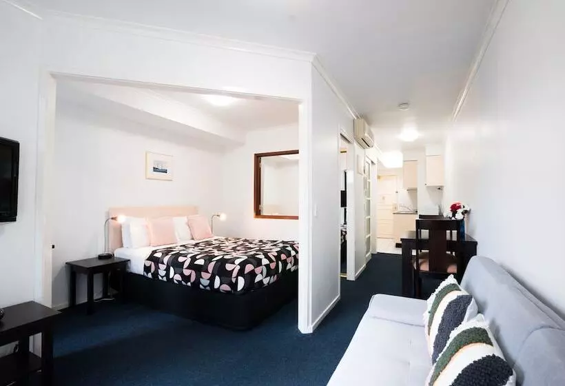 Harbourview Apartment