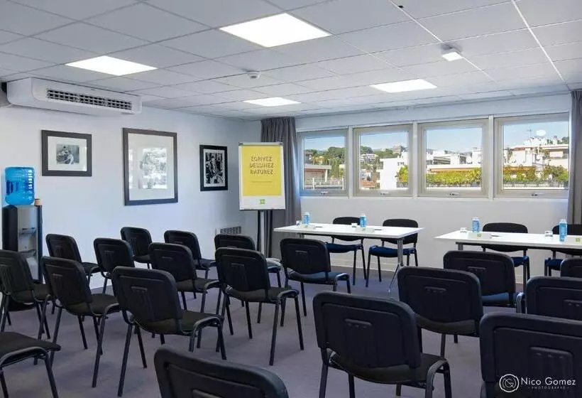 Fotos del hotel Ibis Styles Cannes Le Cannet:  18