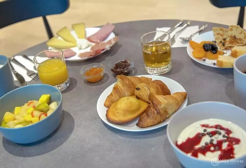 Fotos del hotel Ibis Styles Cannes Le Cannet:  2