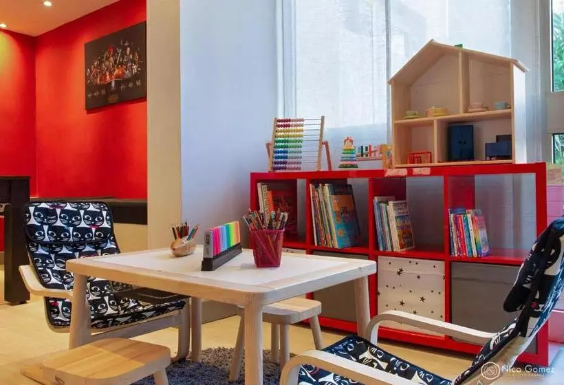 Fotos del hotel Ibis Styles Cannes Le Cannet:  12