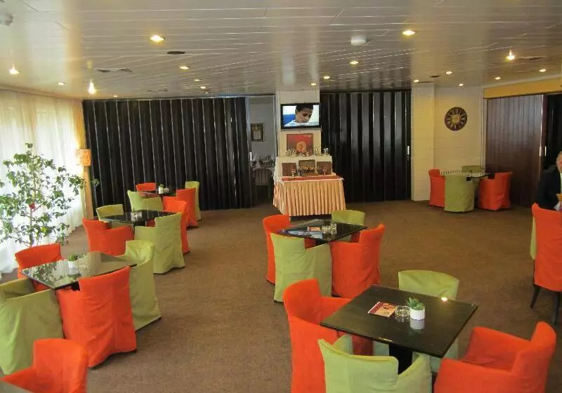 Fotos del hotel Grand:  24