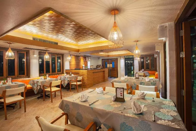 Fotos del hotel Seaview Patong - Sha Plus:  11