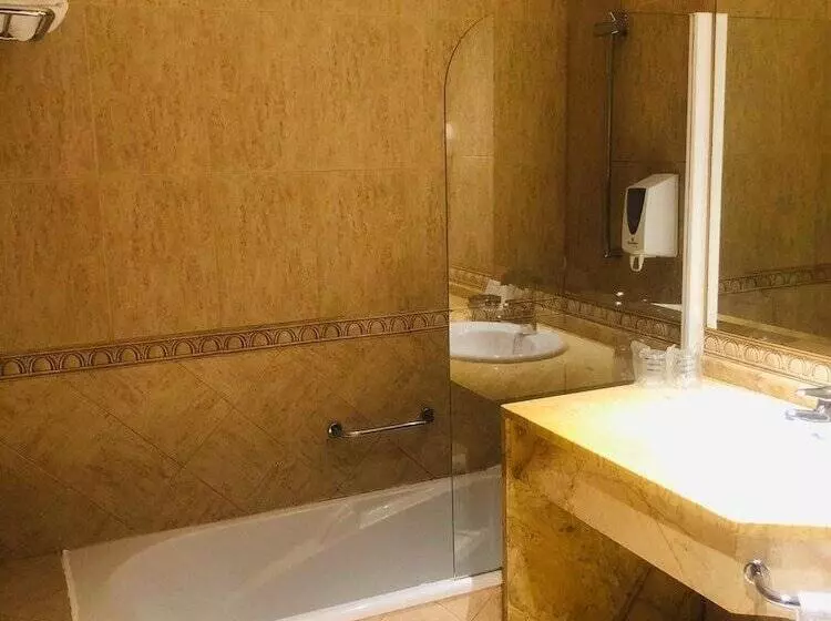 Fotos del hotel Villa De Benavente:  10