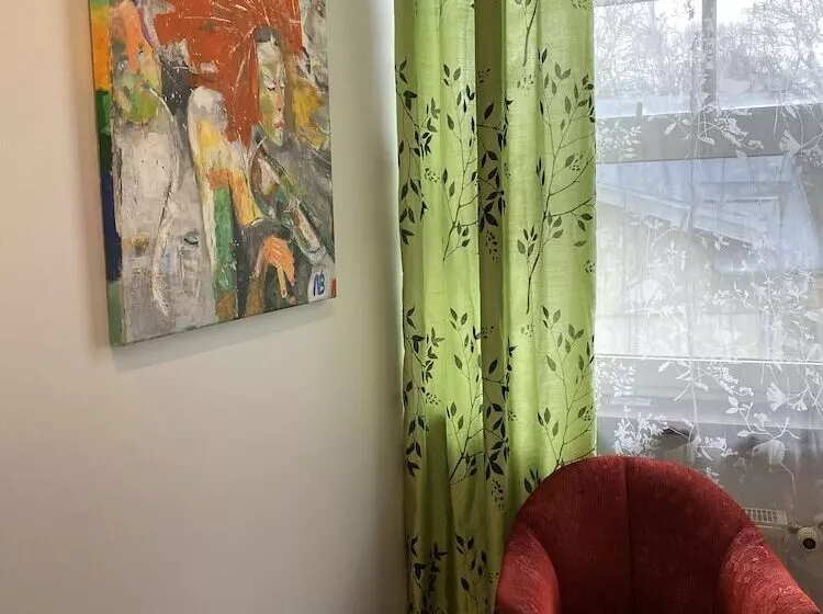 Fotos del hotel Nb Hotel With Free Parking:  25