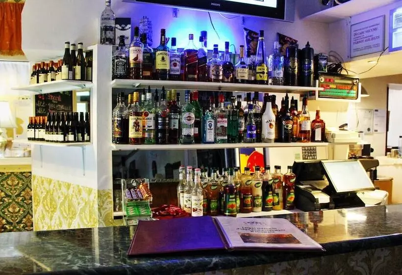 Fotos del hotel Nb Hotel With Free Parking:  14