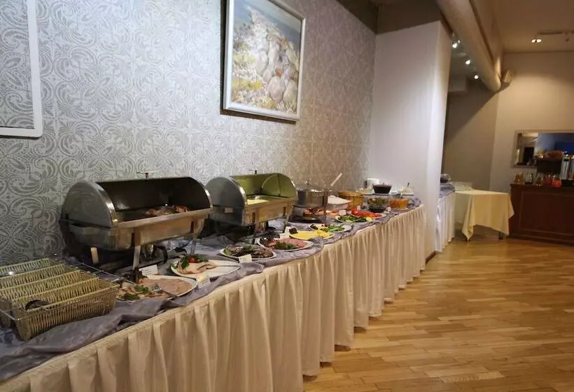 Fotos del hotel Nb Hotel With Free Parking:  23