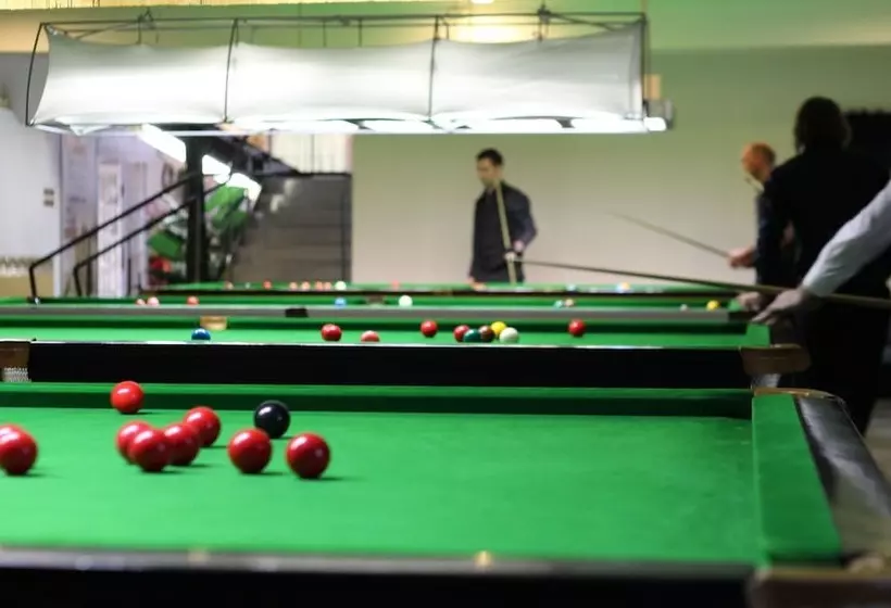 Fotos del hotel Nb Hotel With Free Parking:  3