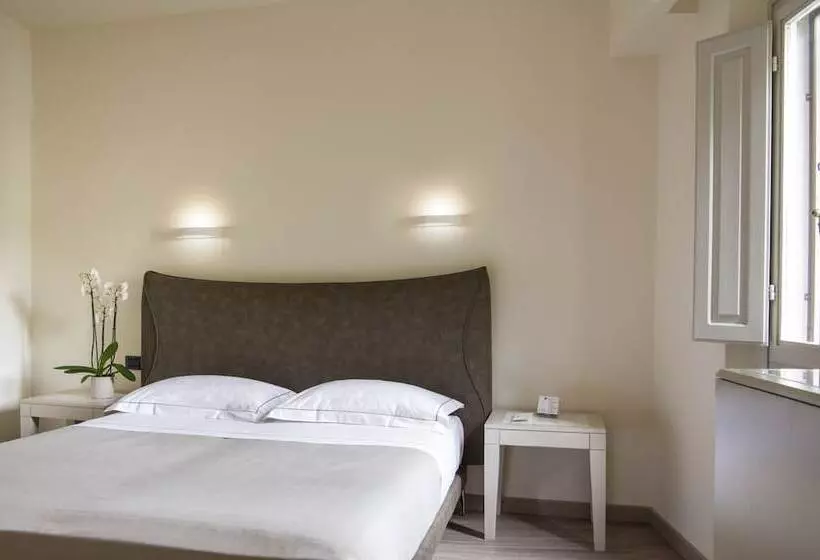 Fotos del hotel Grifone Firenze:  16