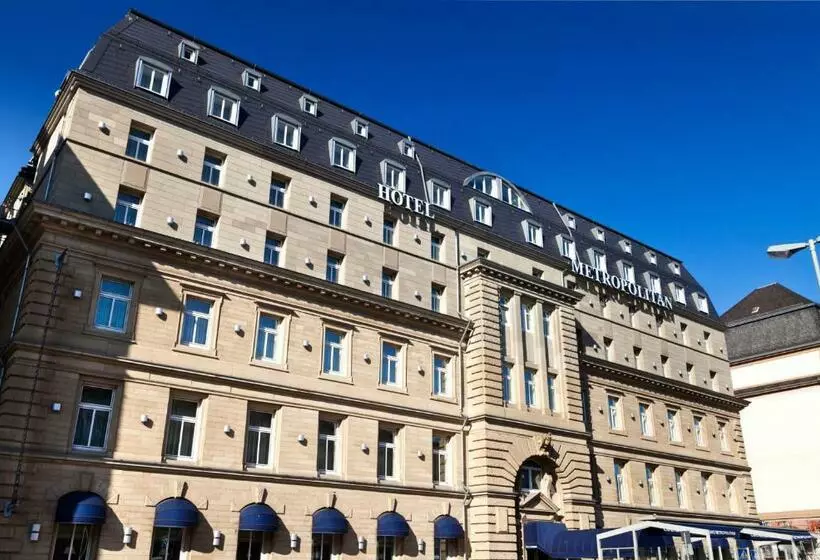 Metropolitan  By Flemings