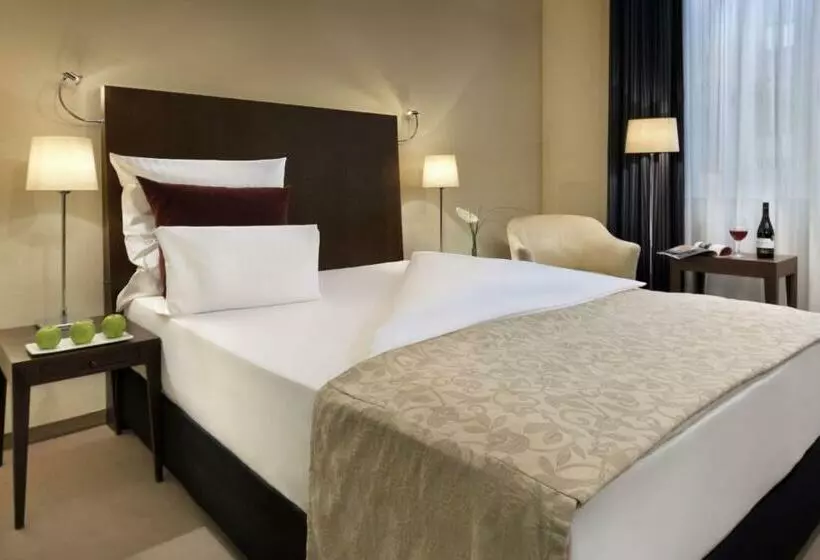 Fotos del hotel Metropolitan  By Flemings:  18