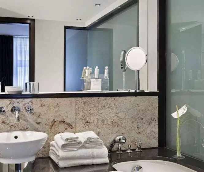 Fotos del hotel Metropolitan  By Flemings:  13