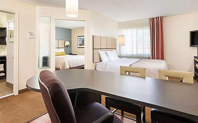 Fotos del hotel Sonesta Simply Suites Las Vegas:  11