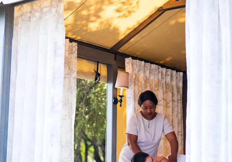 Fotos del hotel Royal Livingstone  By Anantara:  50