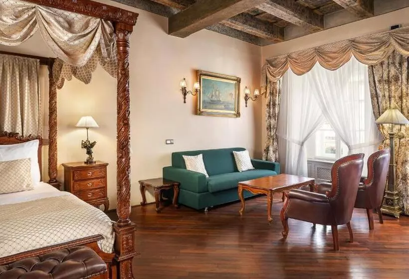 Fotos del hotel Iron Gate  & Suites:  23