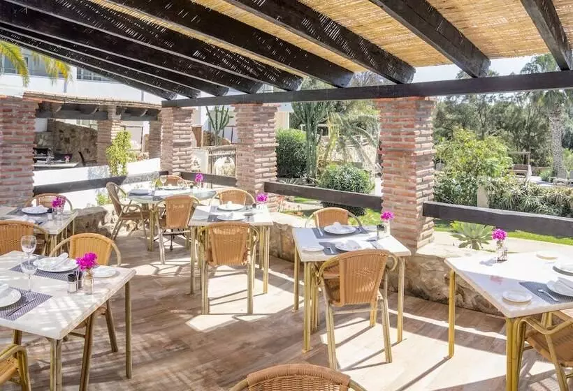 Fotos del hotel El Cortijo De Zahara:  13