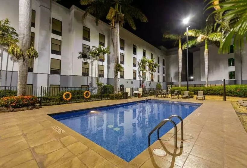 Fotos del hotel Hampton Inn & Suites San Jose Airport:  18