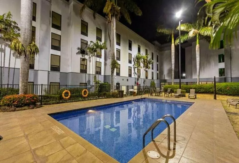 Fotos del hotel Hampton Inn & Suites San Jose Airport:  15