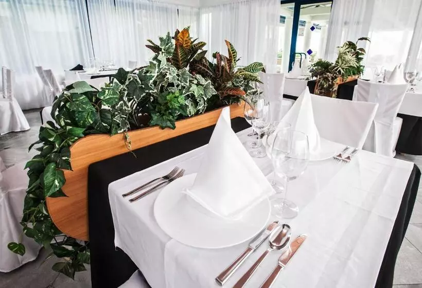 Fotos del hotel Jadran:  4