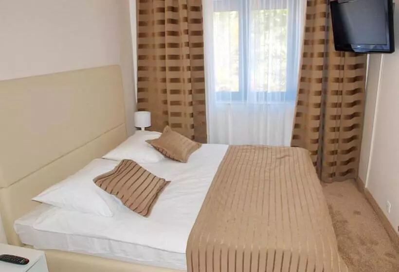 Fotos del hotel Jadran:  17