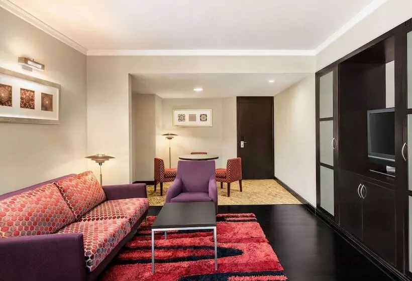 Fotos del hotel Ramada Plaza By Wyndham Dubai Deira:  87