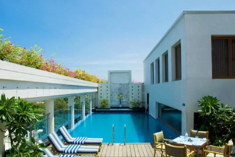 Fotos del hotel The Raintree, St. Mary’s Road:  9