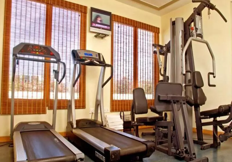 Fotos del hotel The Raintree, St. Mary’s Road:  4