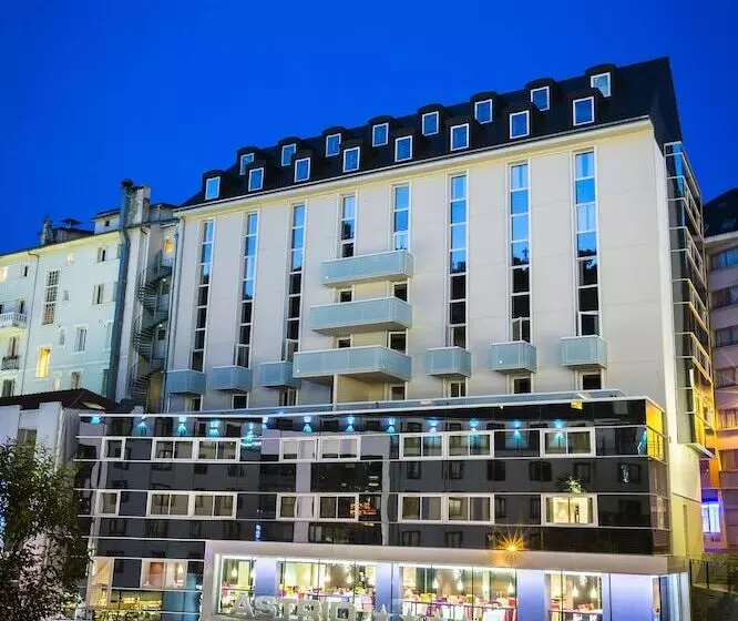 Fotos del hotel Hôtel Astrid:  12