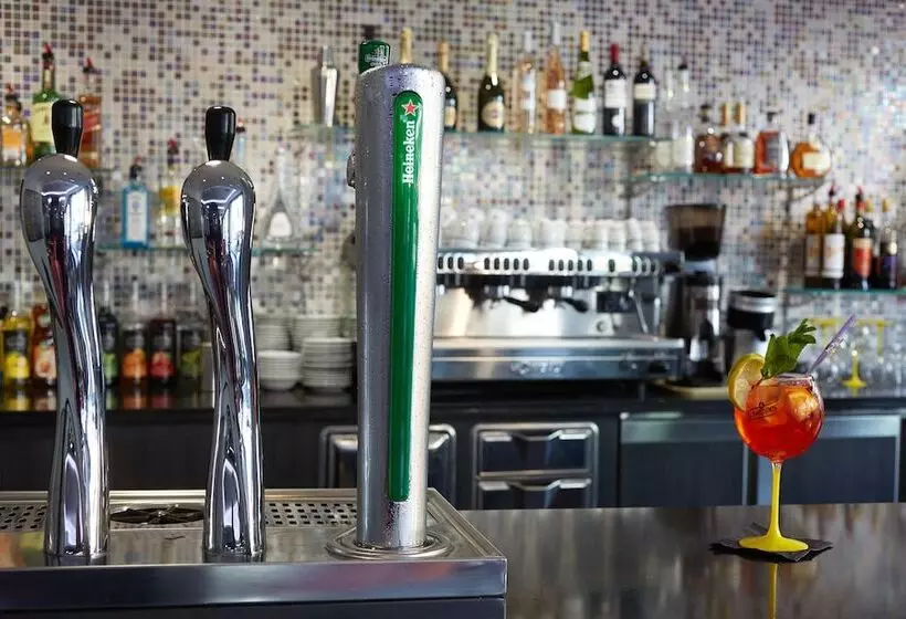 Fotos del hotel Hôtel Astrid:  18