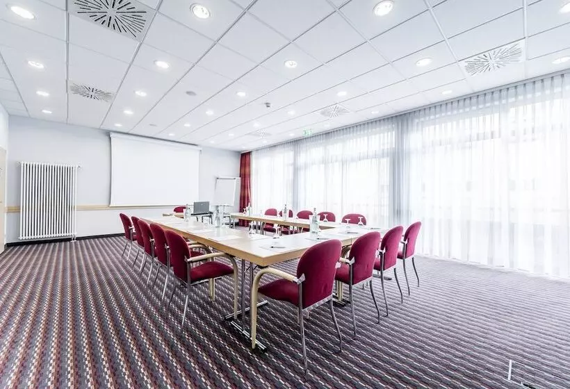 Fotos del hotel Holiday Inn Express Berlin City Centre, An Ihg:  20