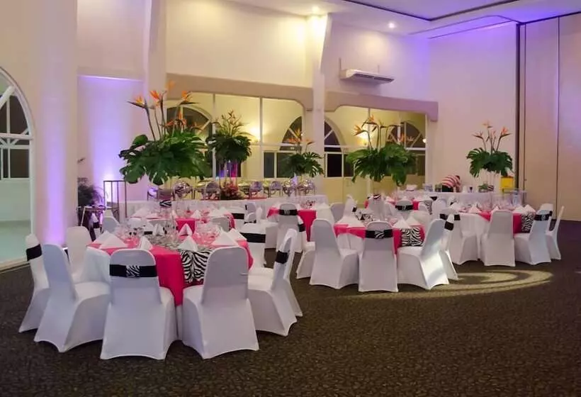 Fotos del hotel Las Cumbres & Water Park:  5