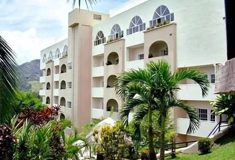 Las Cumbres & Water Park