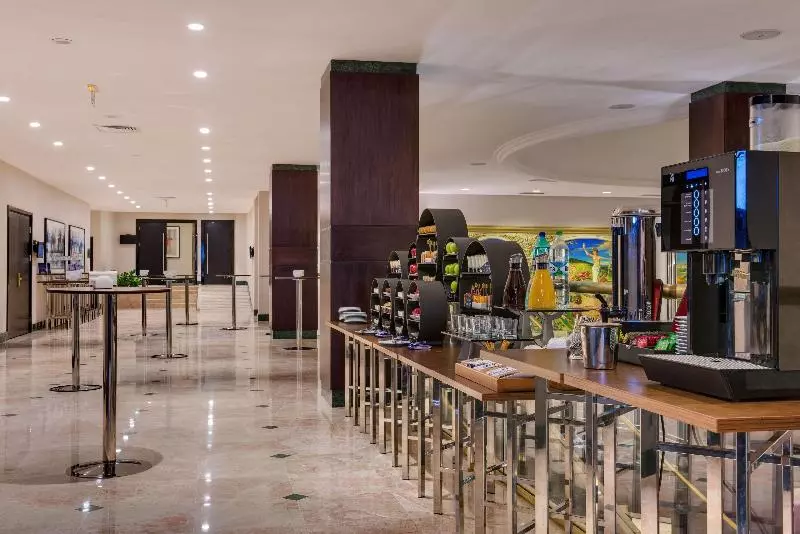 Fotos del hotel Radisson Blu Leogrand:  15