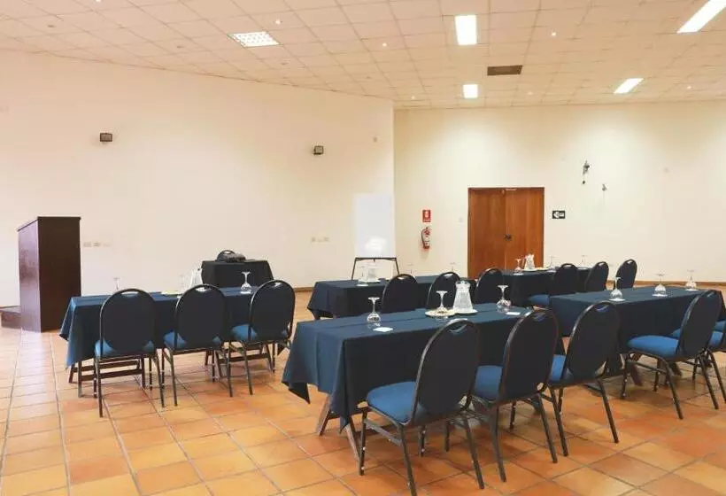 Fotos del hotel San Agustin Urubamba:  12