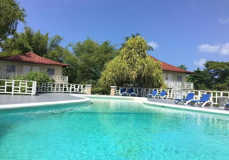 Fotos del hotel Coral Seas Garden Resort:  2