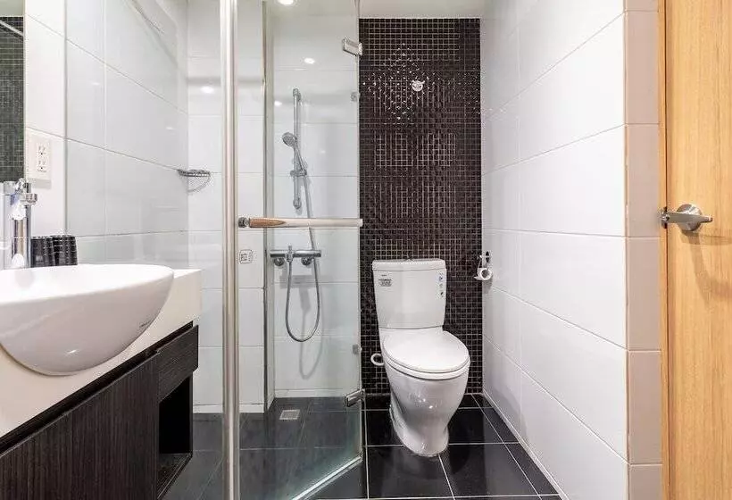 Fotos del hotel Regal Executive Suites:  18