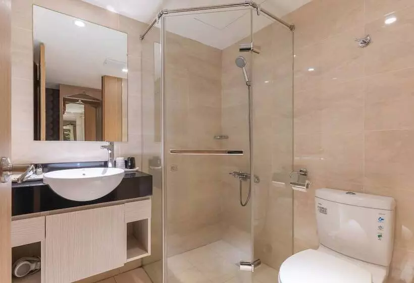 Fotos del hotel Regal Executive Suites:  17