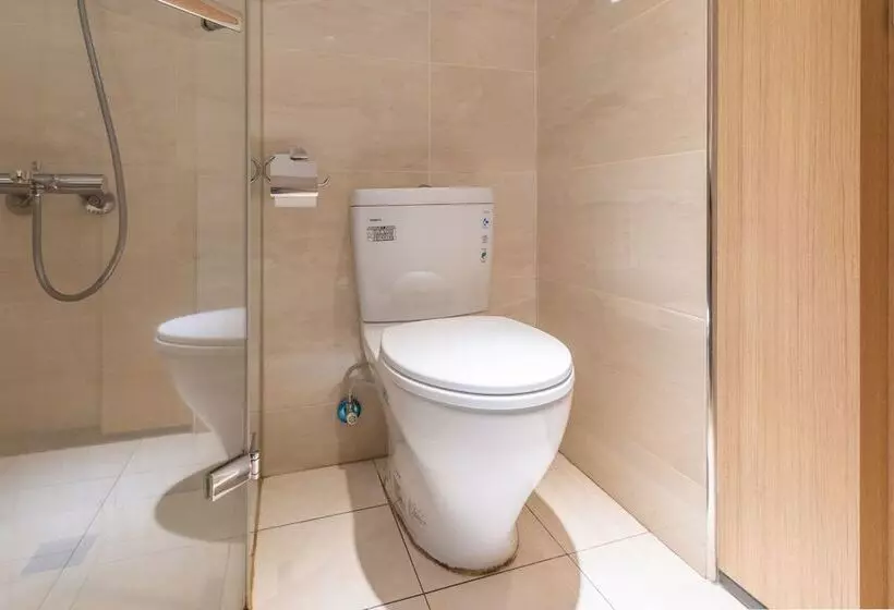 Fotos del hotel Regal Executive Suites:  15