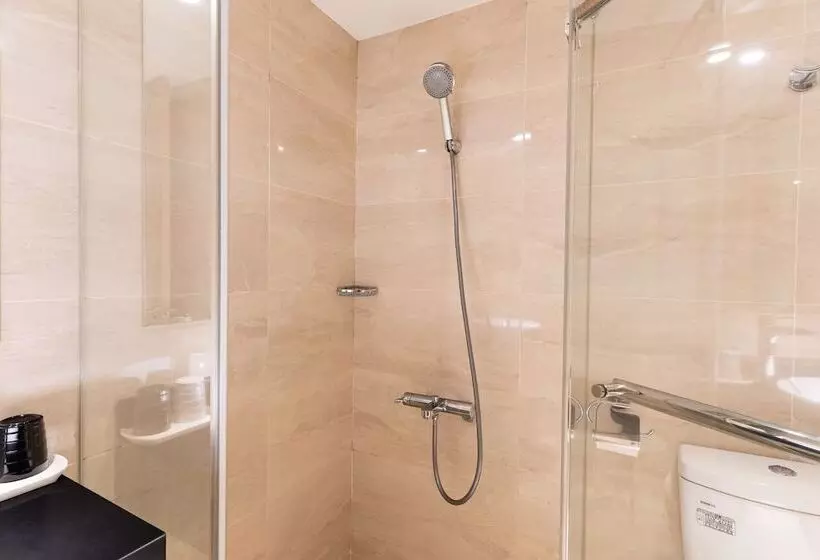 Fotos del hotel Regal Executive Suites:  21