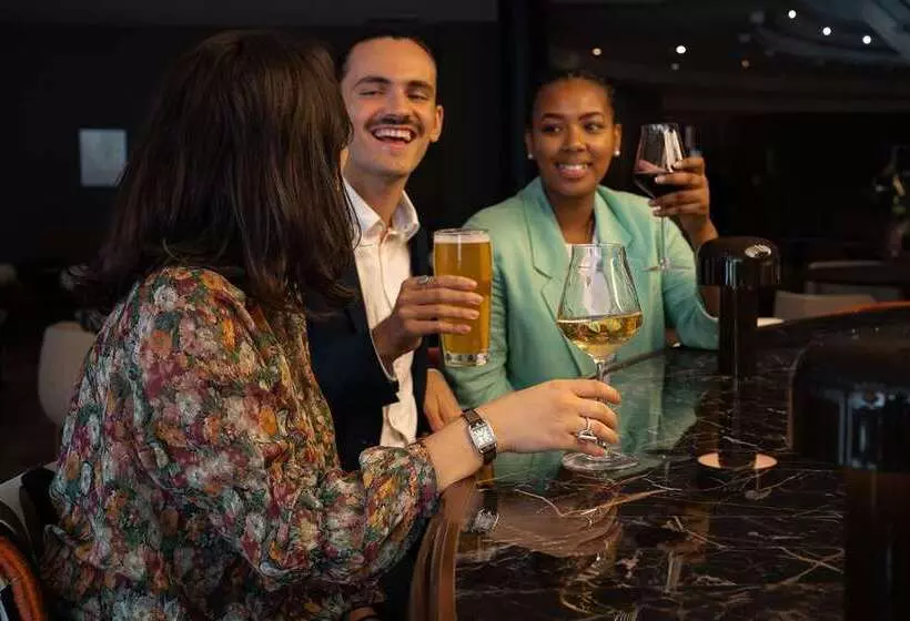 Fotos del hotel Hilton Paris La Défense:  6