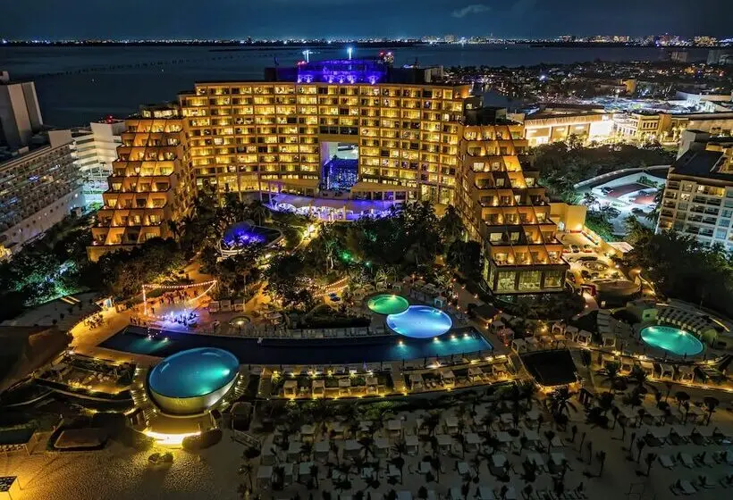 Fotos del hotel Live Aqua Beach Resort Cancun:  15