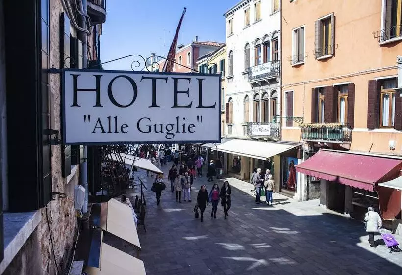 Alle Guglie Boutique