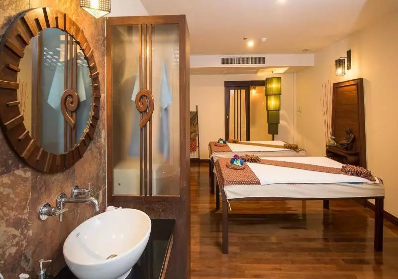 Deevana Patong Resort & Spa