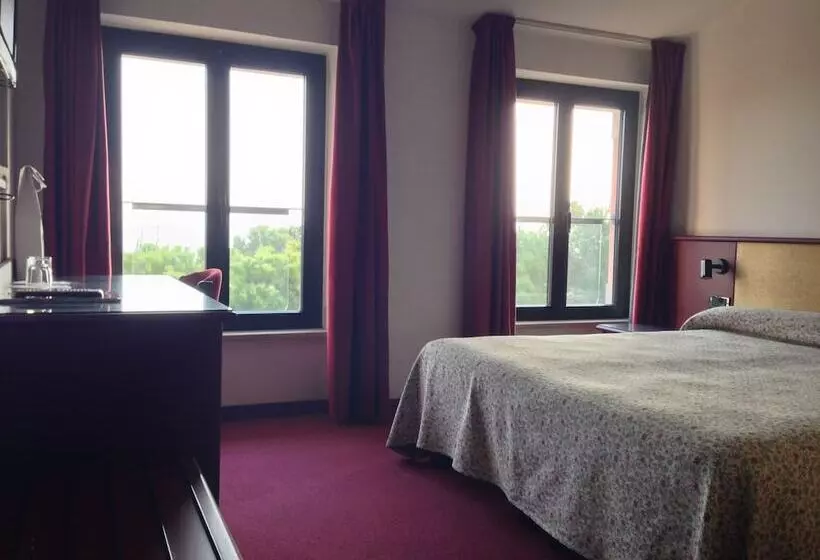 Fotos del hotel Plaza:  18